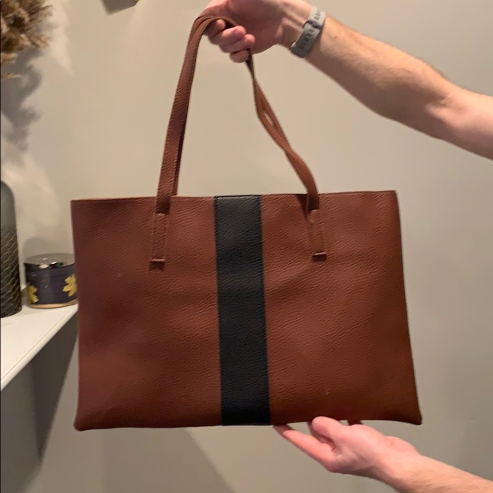 Vince Camuto tote